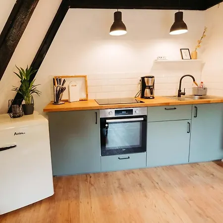 펜션 Gemuetliches Nurdachhaus Im Naturparadies Mit Sauna - Erholung Pur