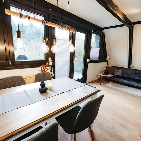 Gemuetliches Nurdachhaus Im Naturparadies Mit Sauna - Erholung Pur 펜션 *