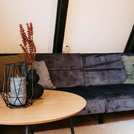 Gemuetliches Nurdachhaus Im Naturparadies Mit Sauna - Erholung Pur *